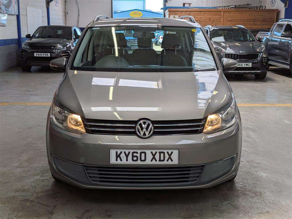 <p>2010 VOLKSWAGEN TOURAN S TDI 106</p>