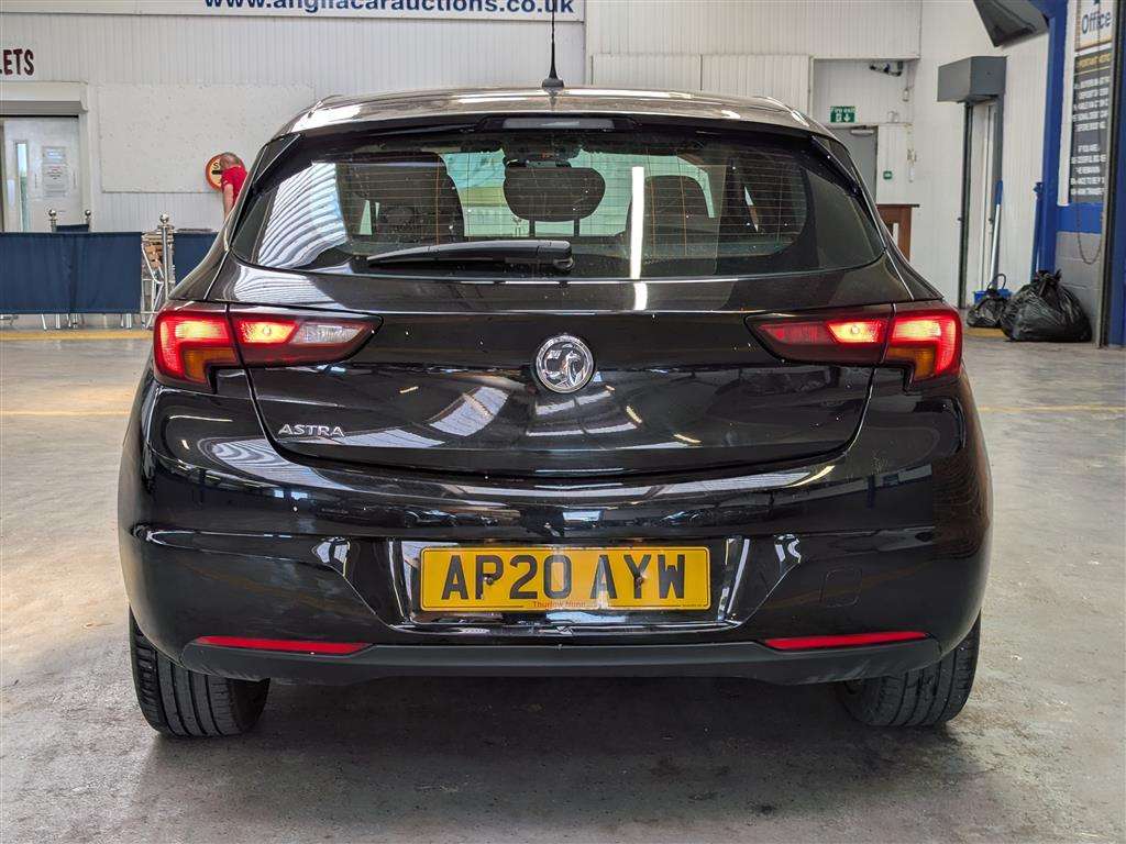 <p>2020 VAUXHALL ASTRA SRI TURBO</p>