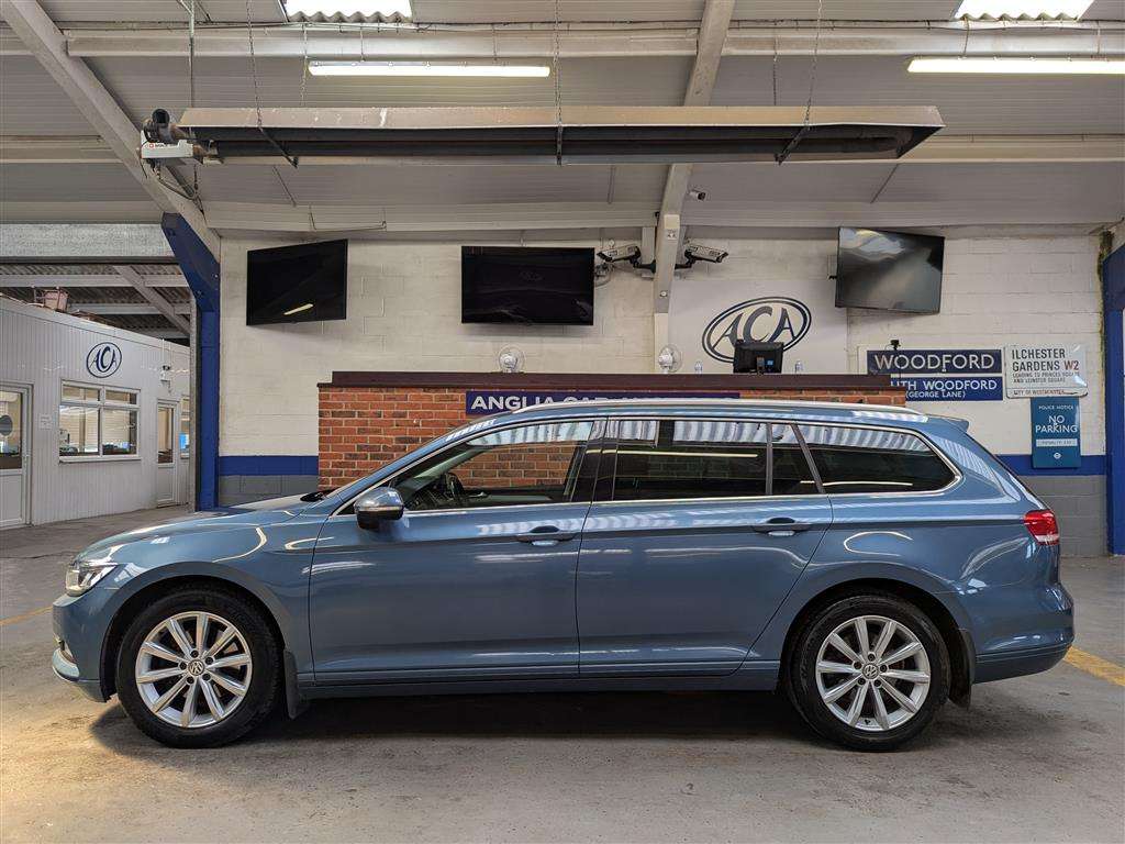 <p>2018 VOLKSWAGEN PASSAT SE BUSINESS TDI BM</p>