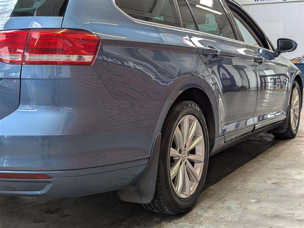 <p>2018 VOLKSWAGEN PASSAT SE BUSINESS TDI BM</p>