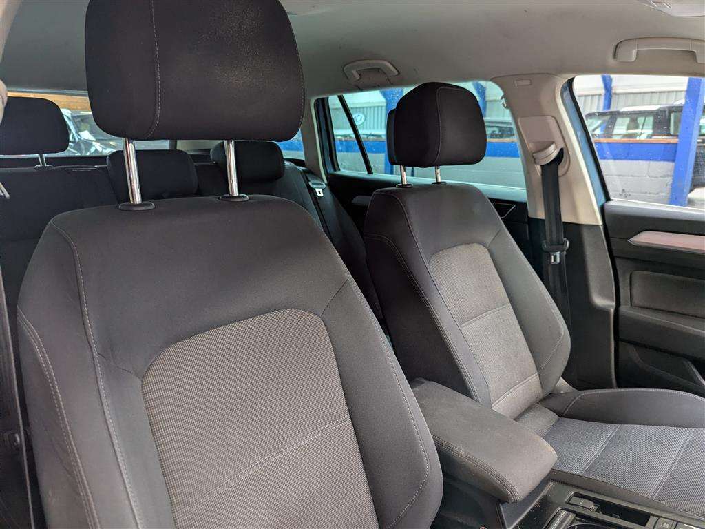 <p>2018 VOLKSWAGEN PASSAT SE BUSINESS TDI BM</p>