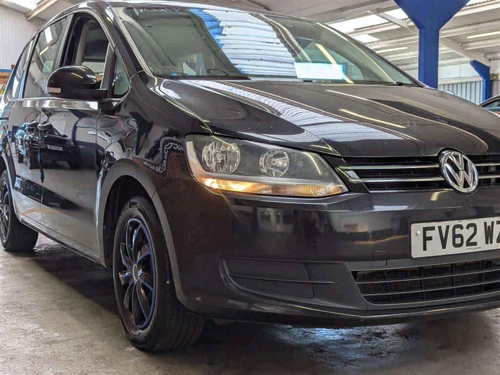 <p>2012 VOLKSWAGEN SHARAN S BLUEMOTION TDI S</p>