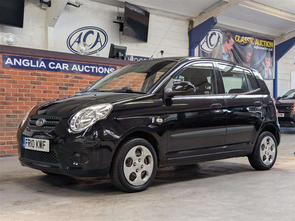 <p>2010 KIA PICANTO STRIKE</p>
