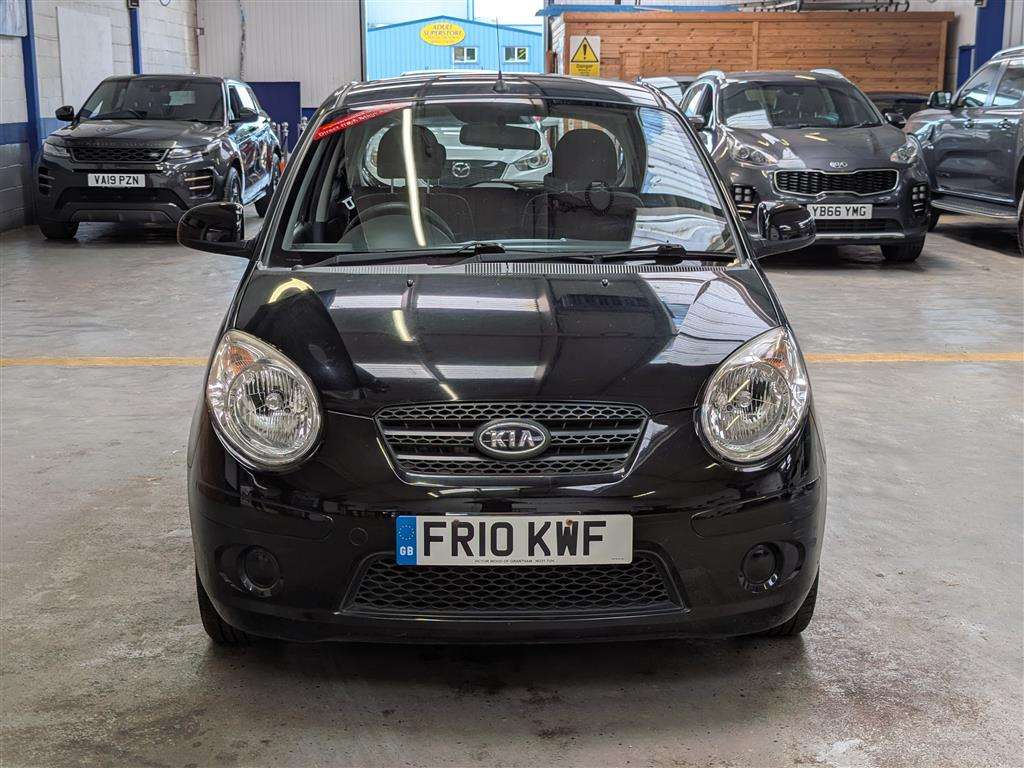 <p>2010 KIA PICANTO STRIKE</p>