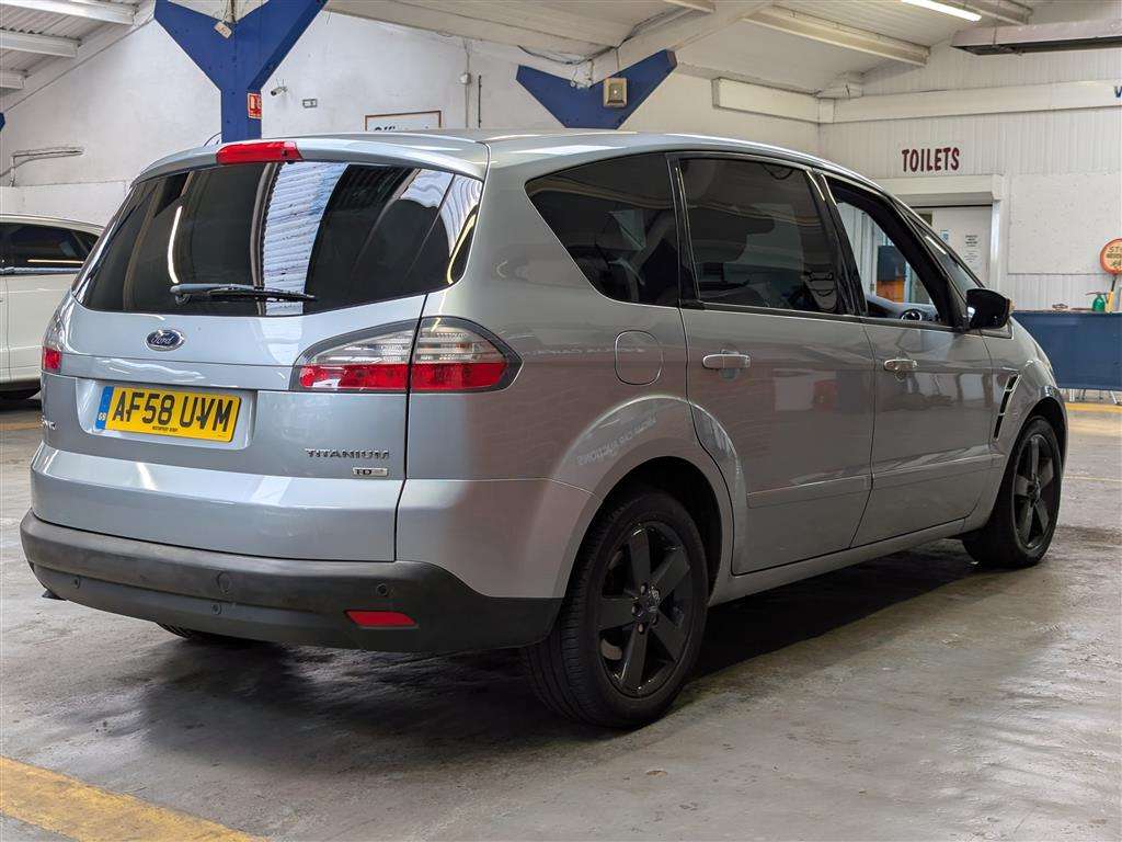 <p>2008 FORD S-MAX LX TDCI 6G</p>