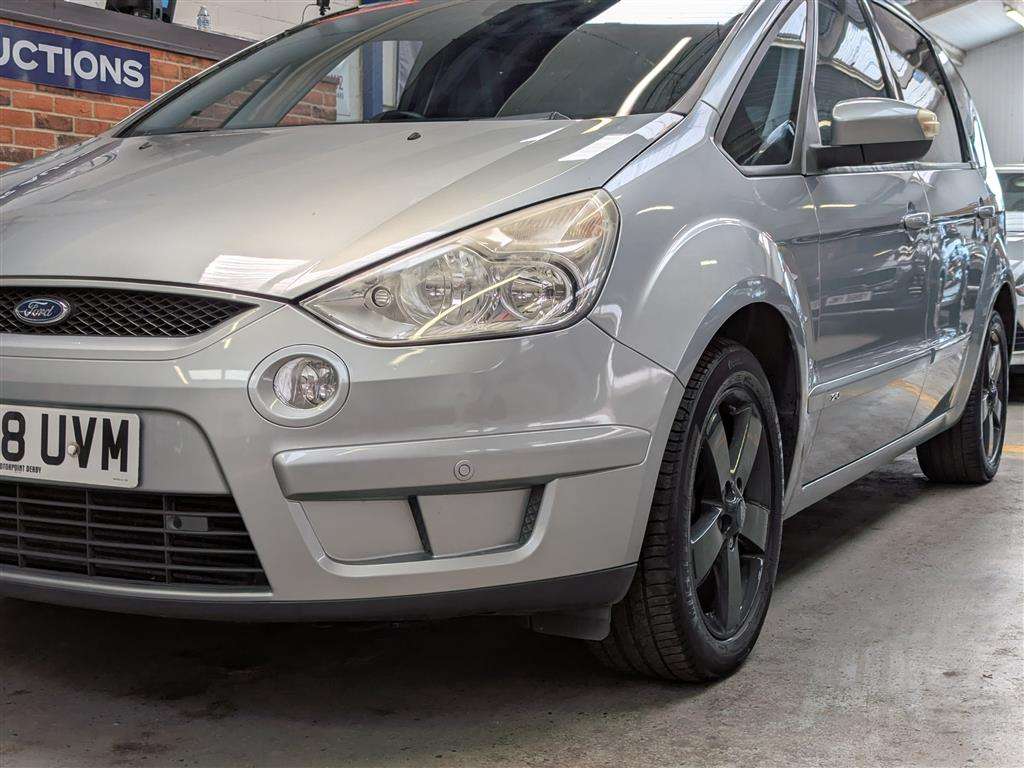 <p>2008 FORD S-MAX LX TDCI 6G</p>
