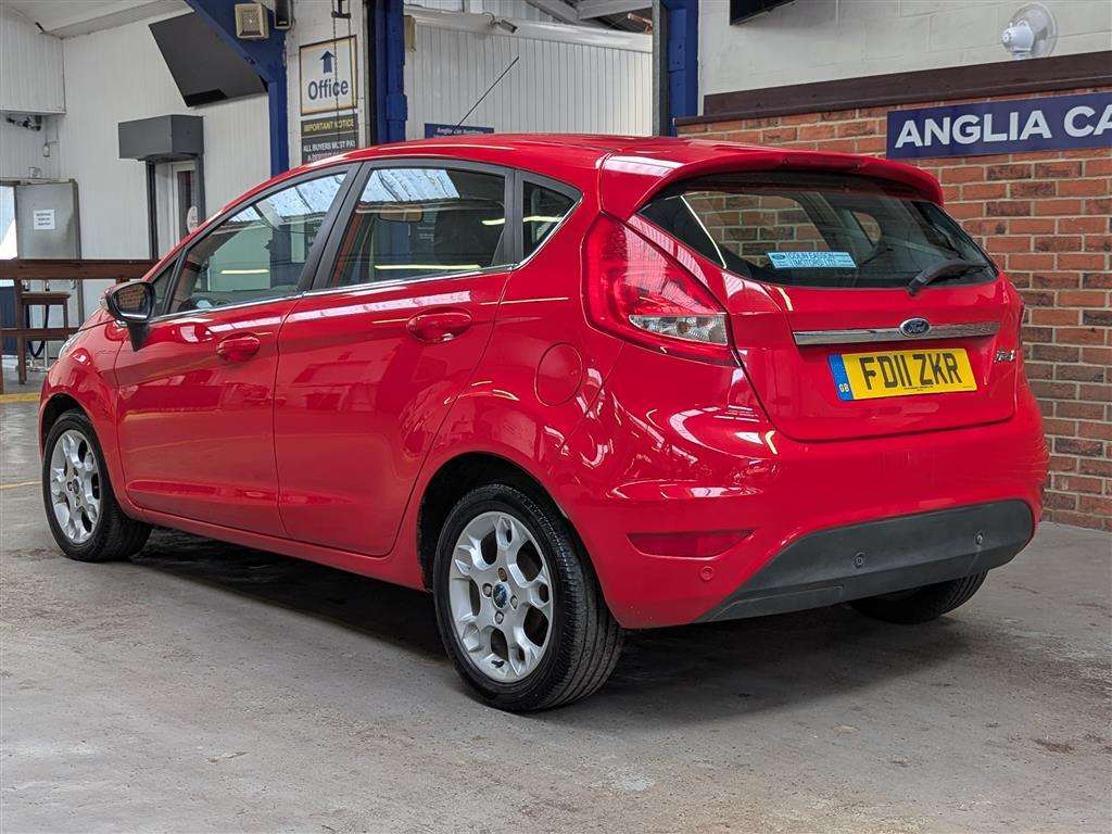 <p>2011 FORD FIESTA ZETEC</p>