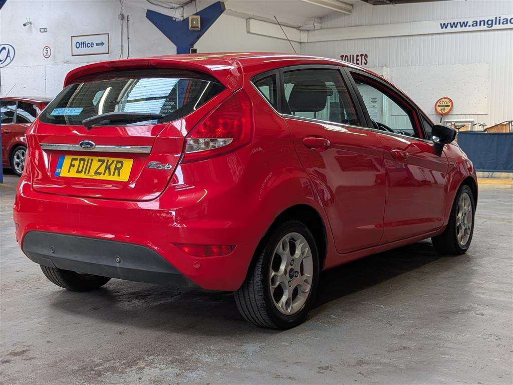 <p>2011 FORD FIESTA ZETEC</p>