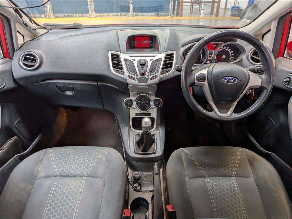 <p>2011 FORD FIESTA ZETEC</p>