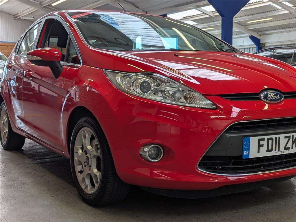 <p>2011 FORD FIESTA ZETEC</p>