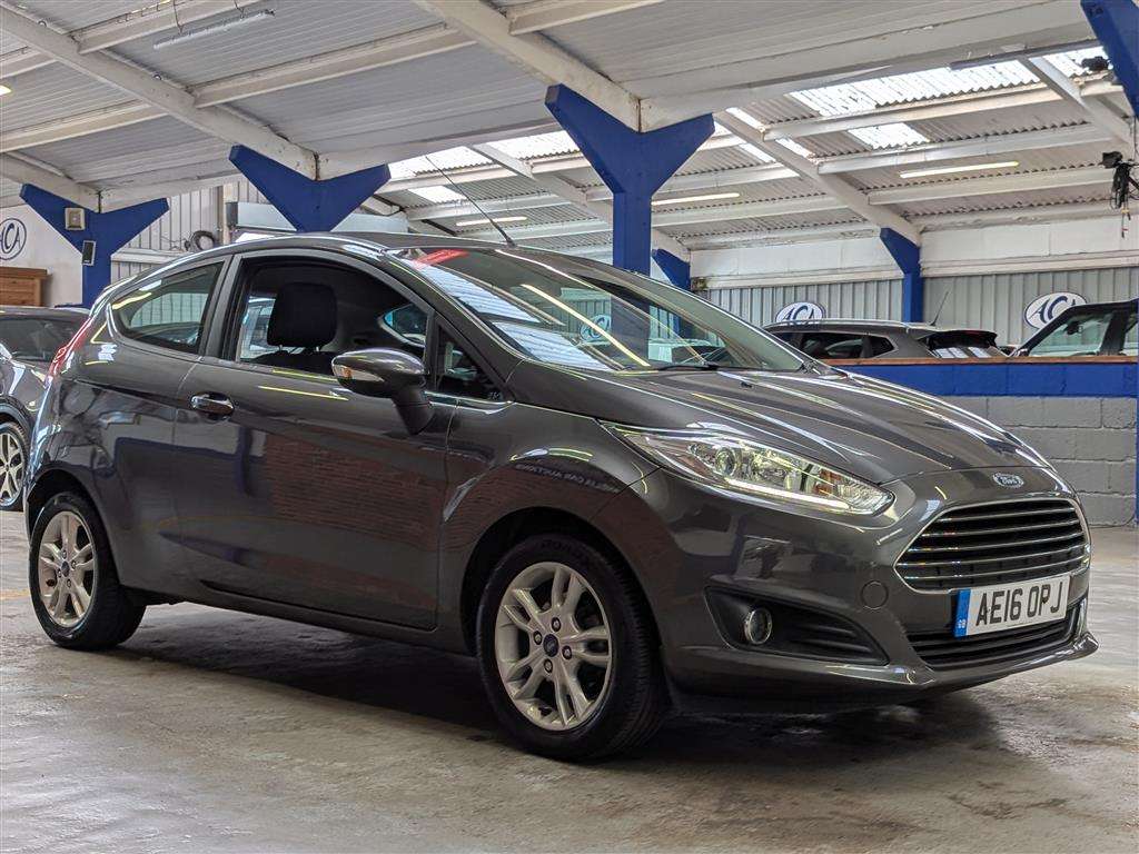 <p>2016 FORD FIESTA ZETEC TURBO</p>