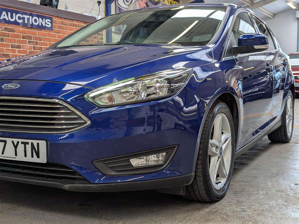 <p>2017 FORD FOCUS ZETEC</p>
