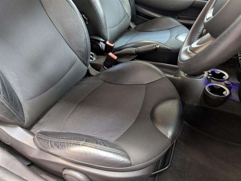 <p>2013 MINI COOPER S</p>
