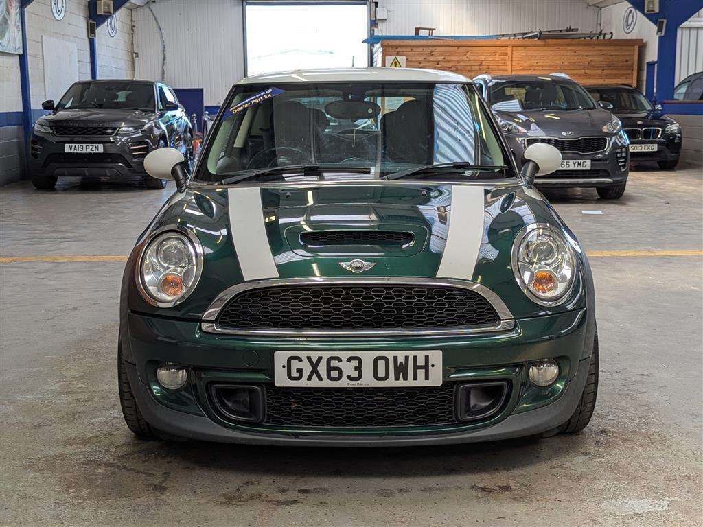 <p>2013 MINI COOPER S</p>
