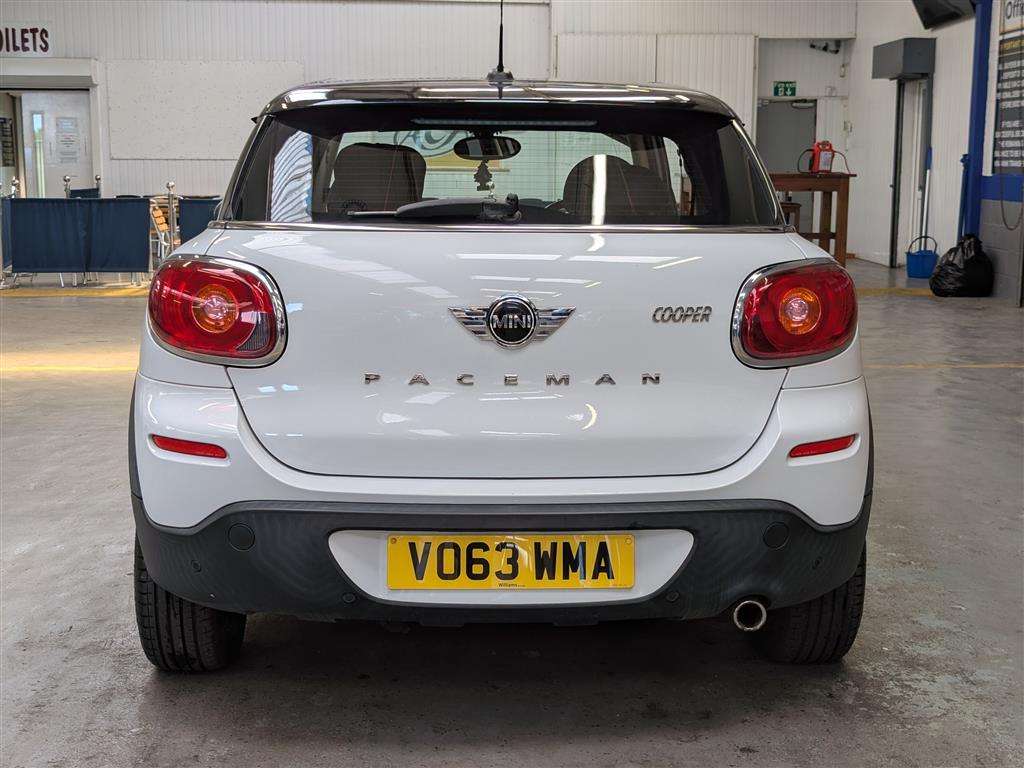 <p>2013 MINI PACEMAN COOPER</p>