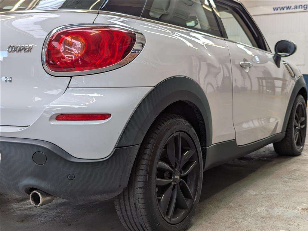<p>2013 MINI PACEMAN COOPER</p>