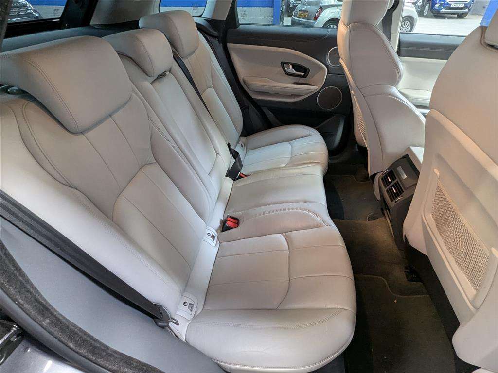 <p>2017 LAND ROVER RANGE ROVER EVOQUE SE ED4</p>