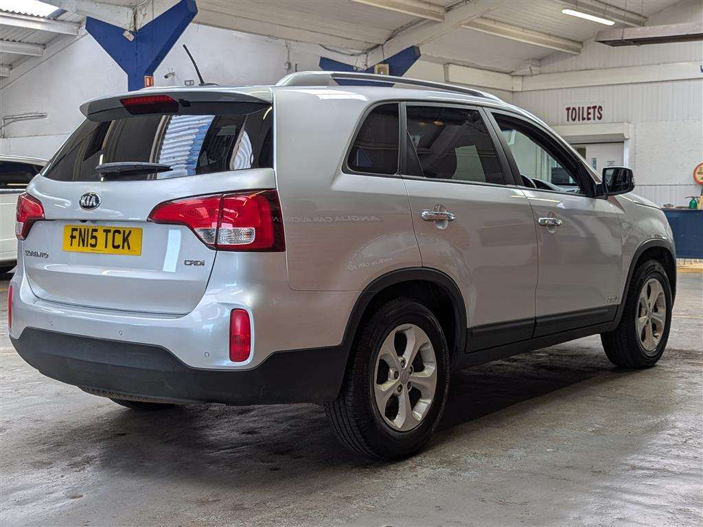 <p>2015 KIA SORENTO KX-2 SAT NAV CRDI</p>