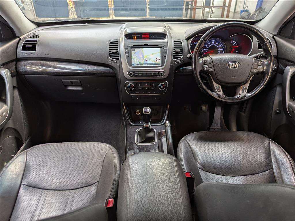 <p>2015 KIA SORENTO KX-2 SAT NAV CRDI</p>