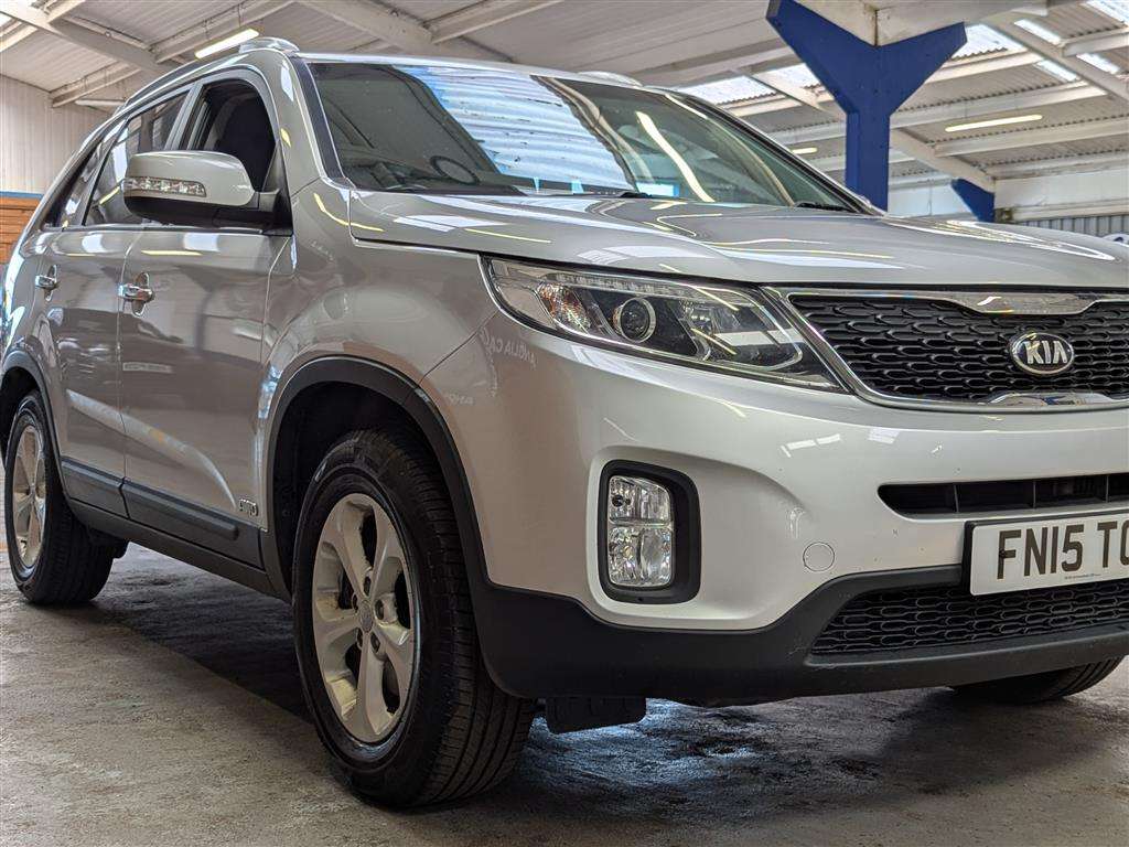 <p>2015 KIA SORENTO KX-2 SAT NAV CRDI</p>