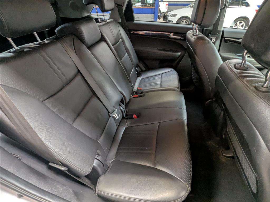<p>2015 KIA SORENTO KX-2 SAT NAV CRDI</p>