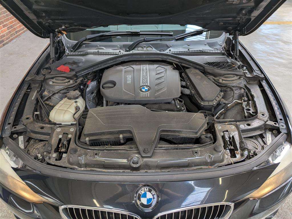 <p>2013 BMW 320D LUXURY AUTO</p>