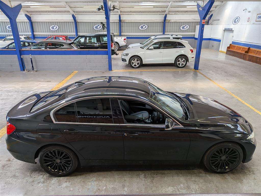 <p>2013 BMW 320D LUXURY AUTO</p>