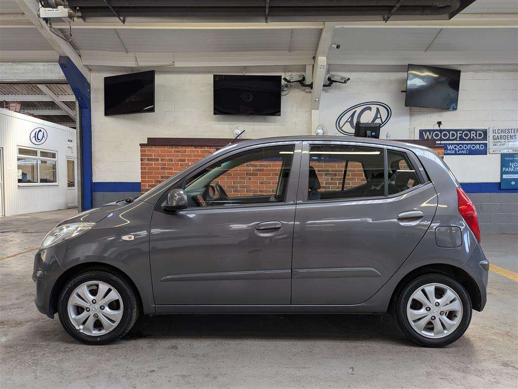 <p>2013 HYUNDAI I10 ACTIVE</p>