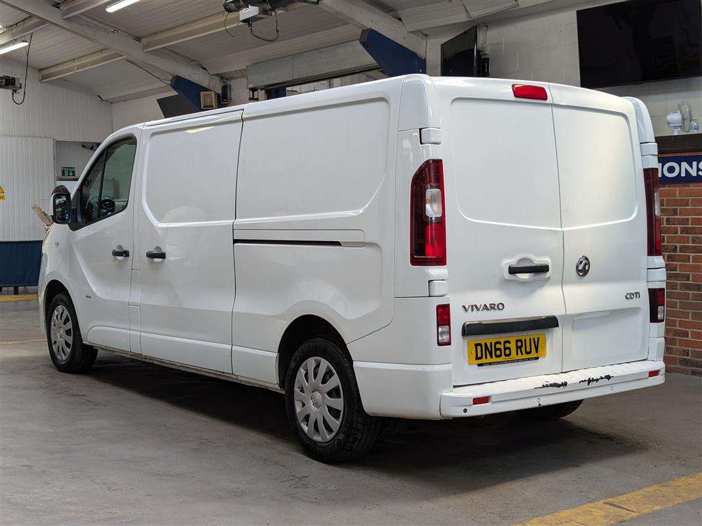 <p>2016 VAUXHALL VIVARO 2900 SPORTIVE CDTI</p>