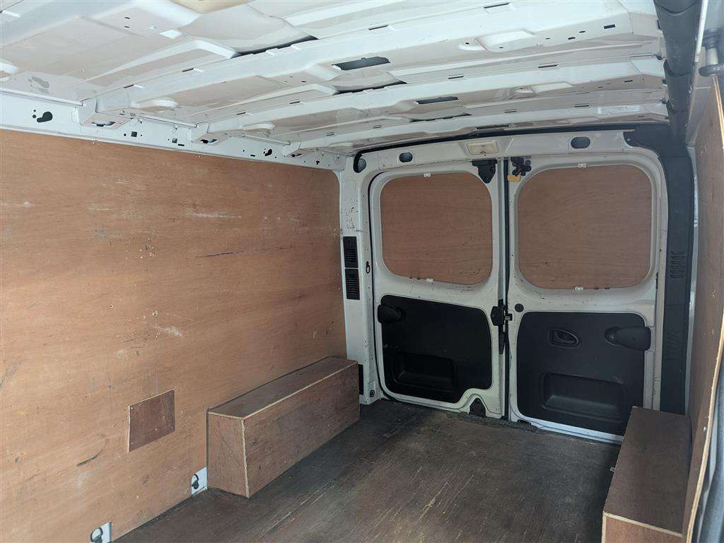 <p>2016 VAUXHALL VIVARO 2900 SPORTIVE CDTI</p>