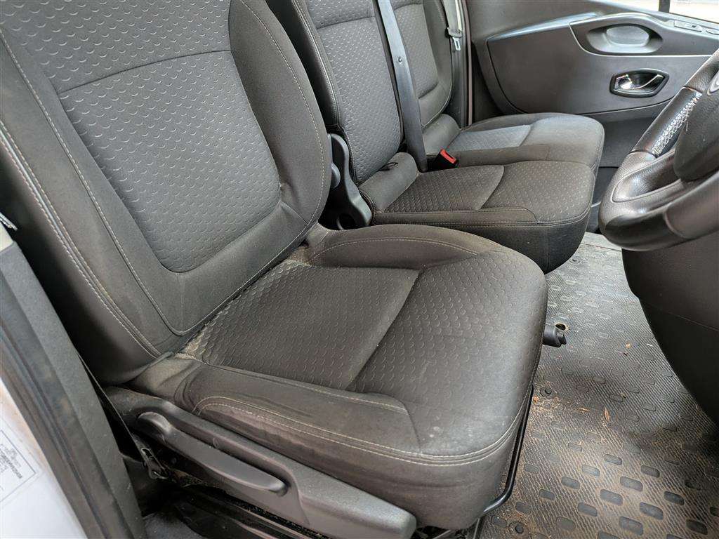 <p>2016 VAUXHALL VIVARO 2900 SPORTIVE CDTI</p>