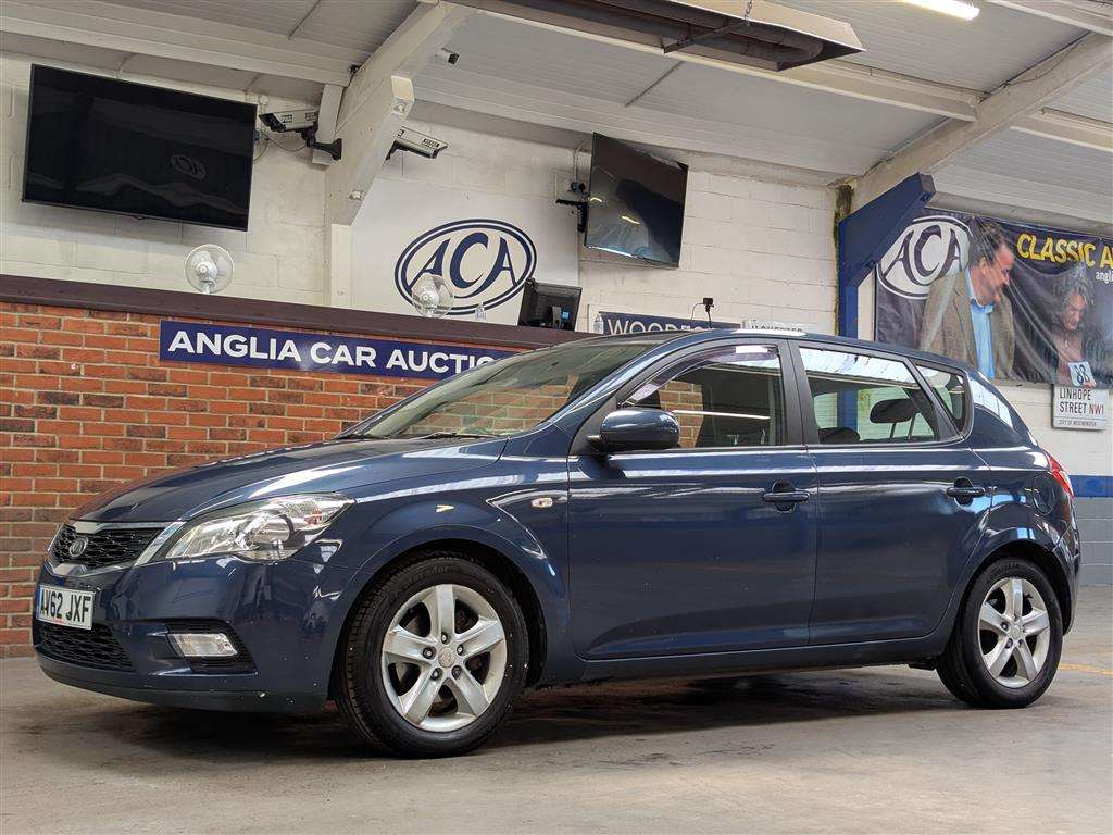 <p>2012 KIA CEED 2 CRDI AUTO</p>