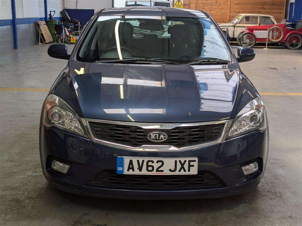 <p>2012 KIA CEED 2 CRDI AUTO</p>