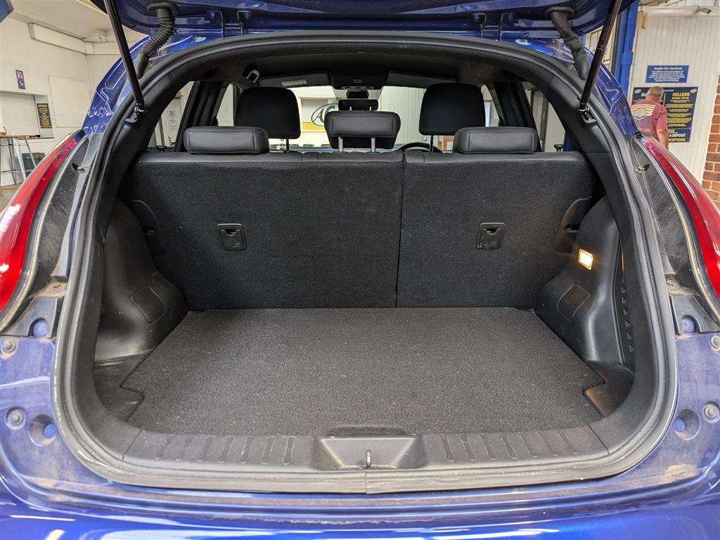<p>2018 NISSAN JUKE TEKNA DCI</p>