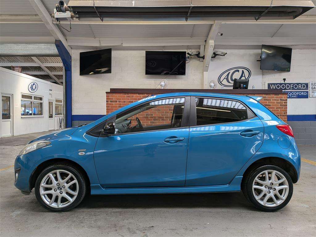 <p>2013 MAZDA 2 VENTURE EDITION</p>