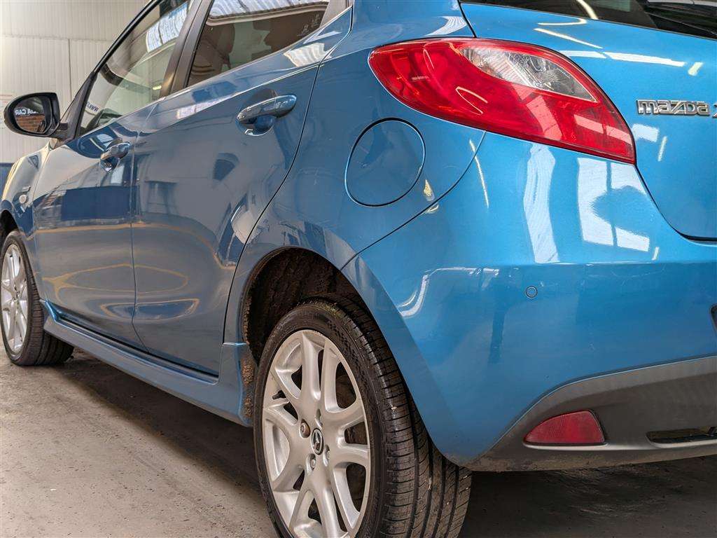 <p>2013 MAZDA 2 VENTURE EDITION</p>