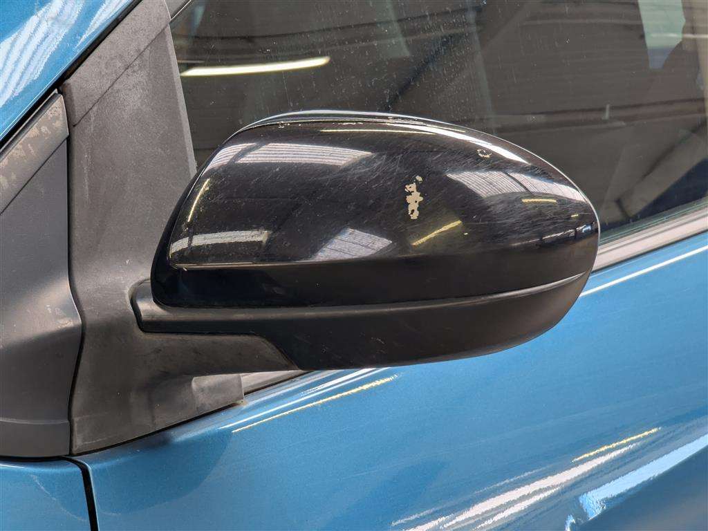 <p>2013 MAZDA 2 VENTURE EDITION</p>