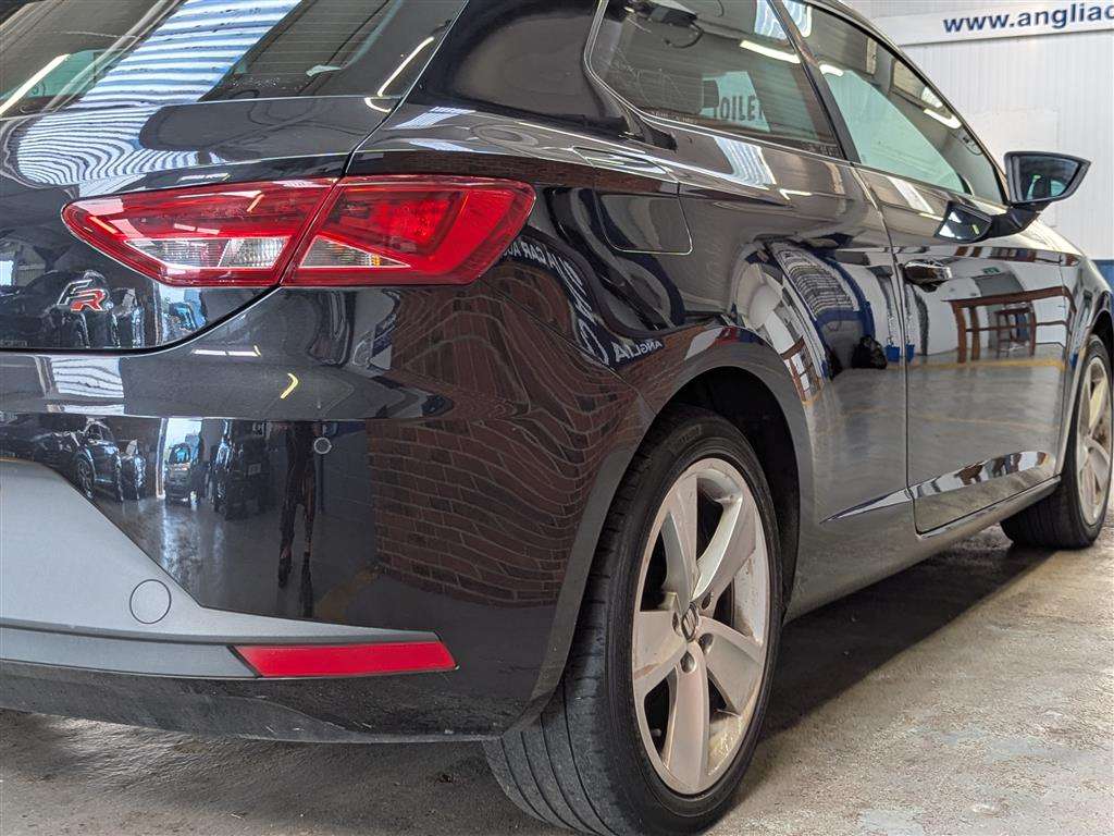 <p>2014 SEAT LEON FR TECHNOLOGY TSI</p>