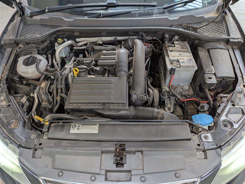 <p>2014 SEAT LEON FR TECHNOLOGY TSI</p>