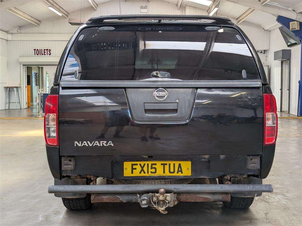 <p>2015 NISSAN NAVARA VISIA DCI</p>