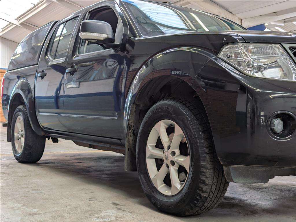 <p>2015 NISSAN NAVARA VISIA DCI</p>