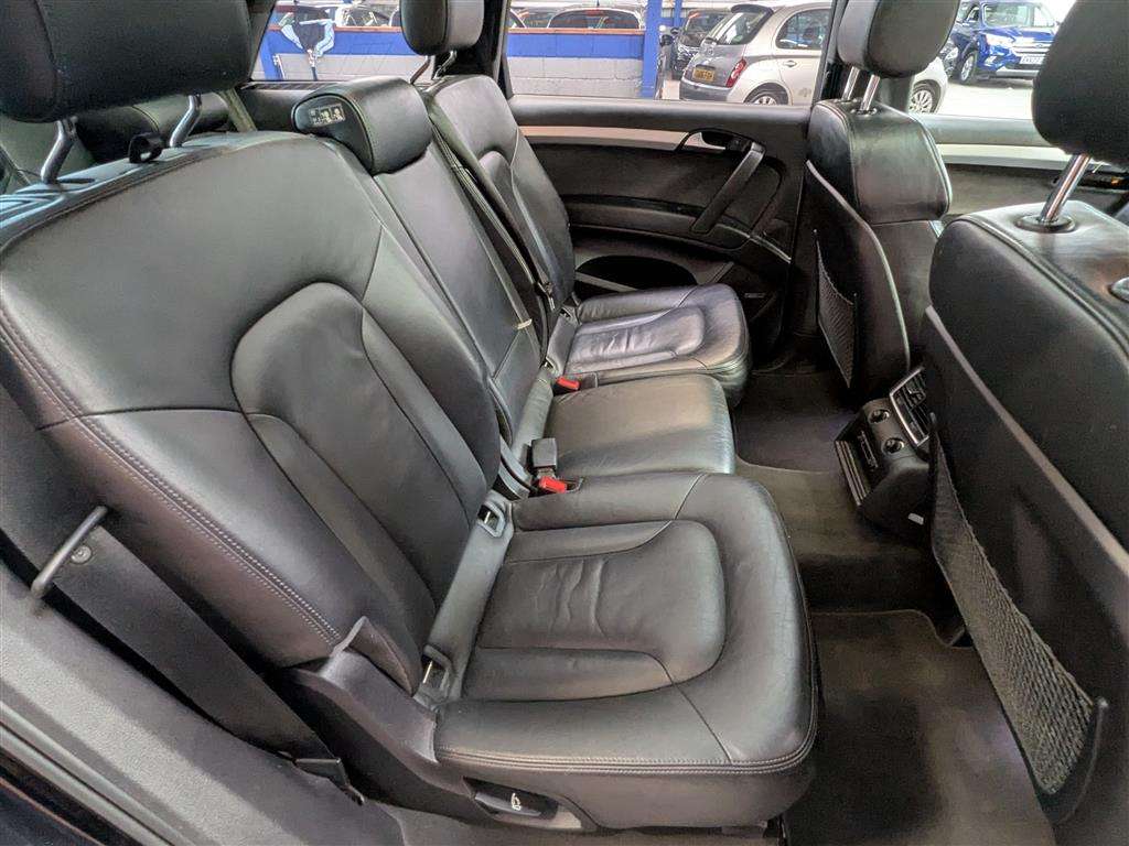 <p>2014 AUDI Q7 S LINE + TDI QUATTRO A</p>
