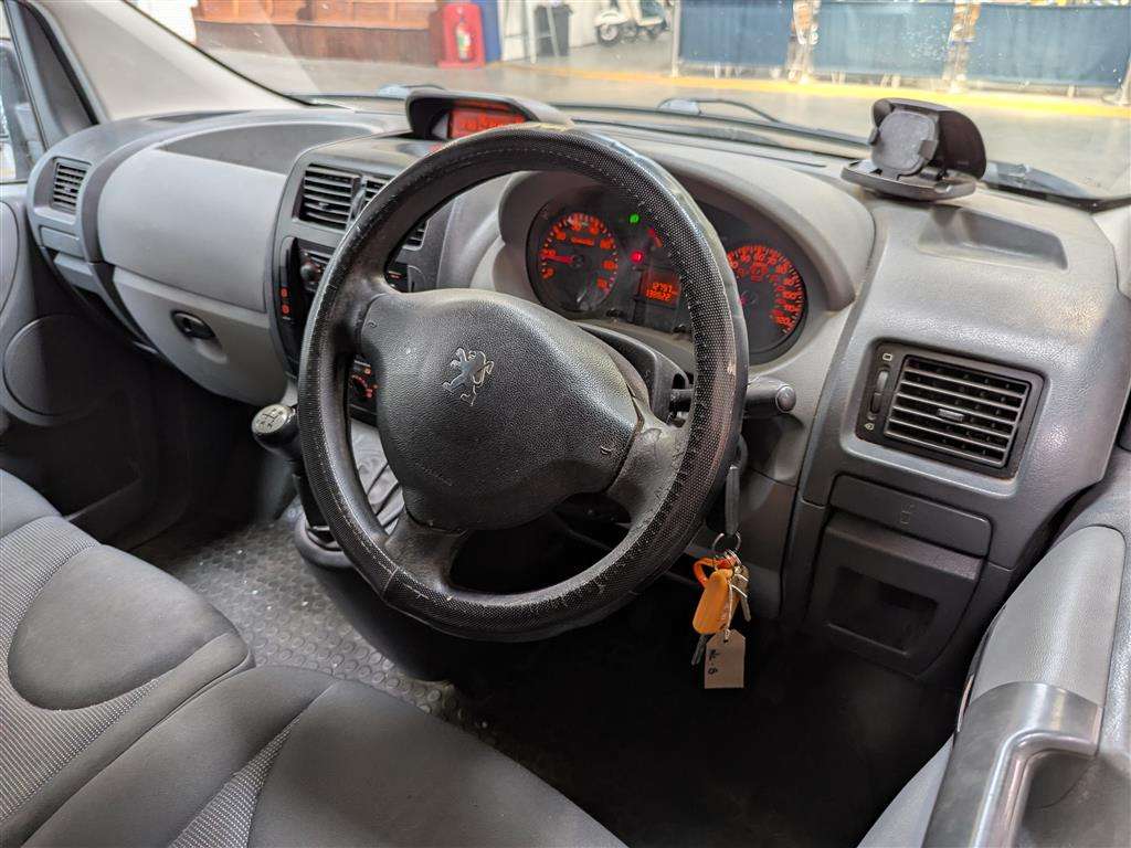 <p>2009 PEUGEOT EXPERT HDI SWB</p>
