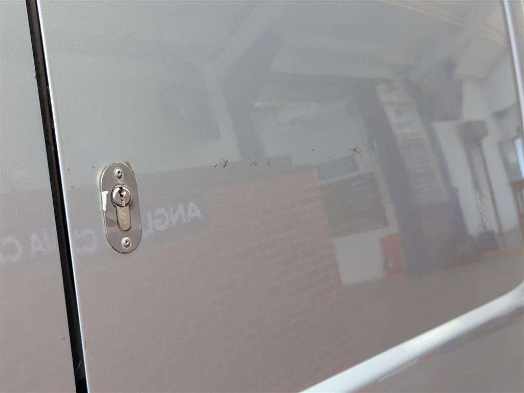 <p>2009 PEUGEOT EXPERT HDI SWB</p>