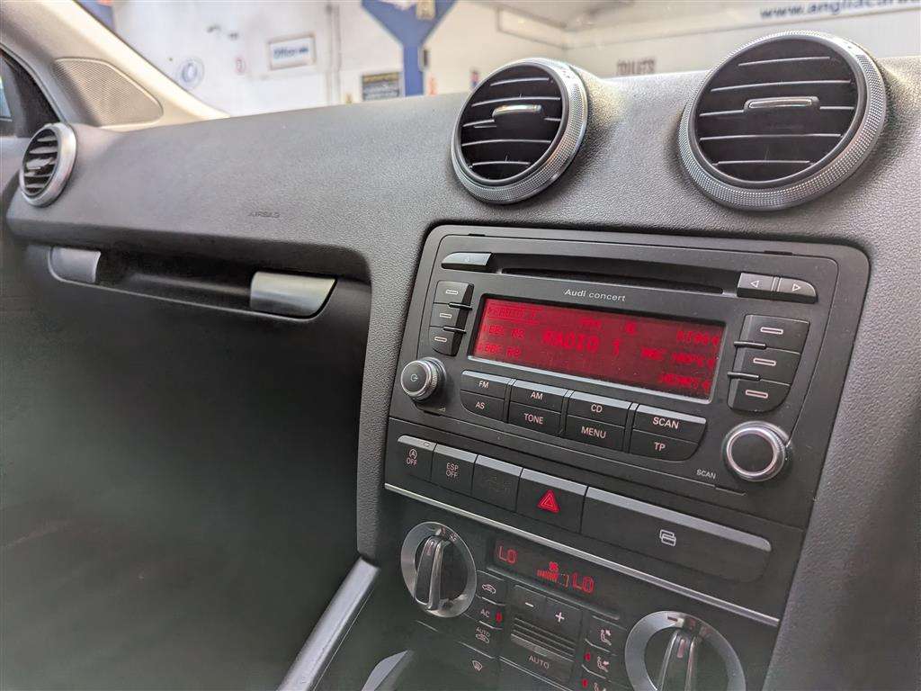 <p>2009 AUDI A3 SPORT TFSI</p>