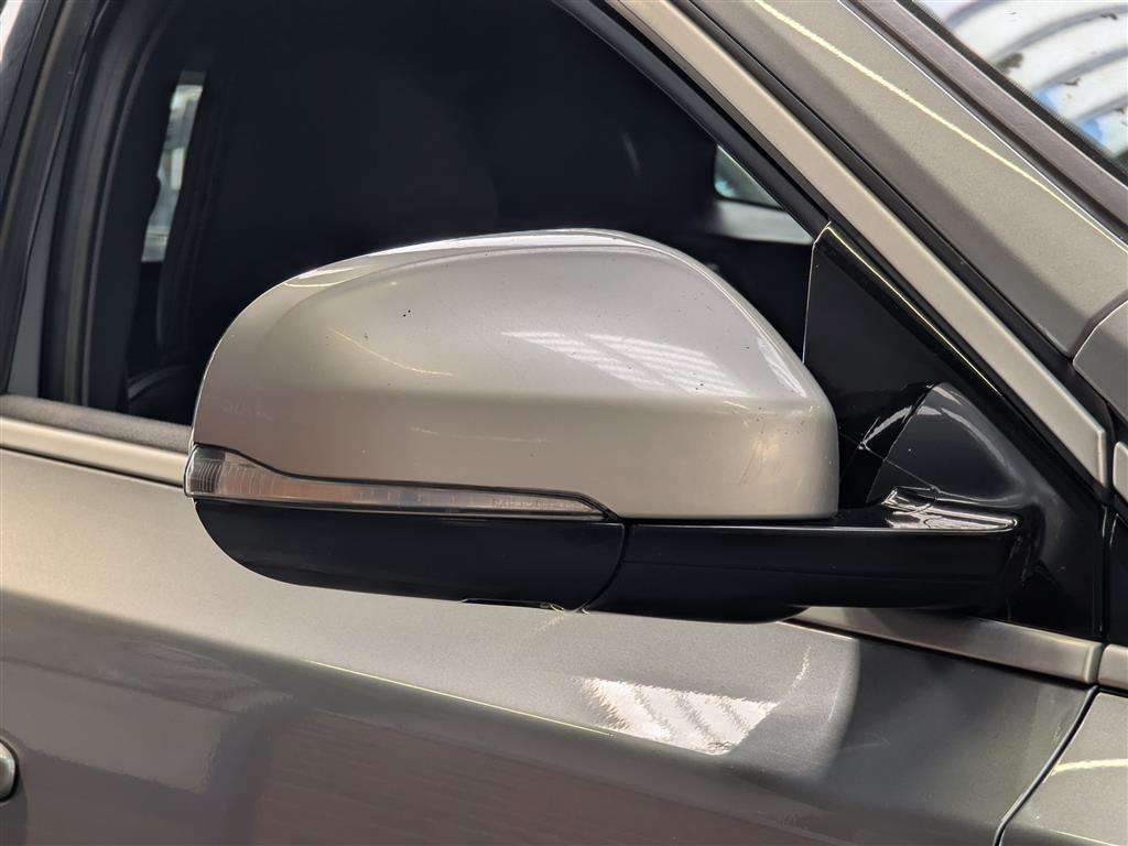 <p>2015 VOLVO V40 R-DESIGN NAV D2</p>