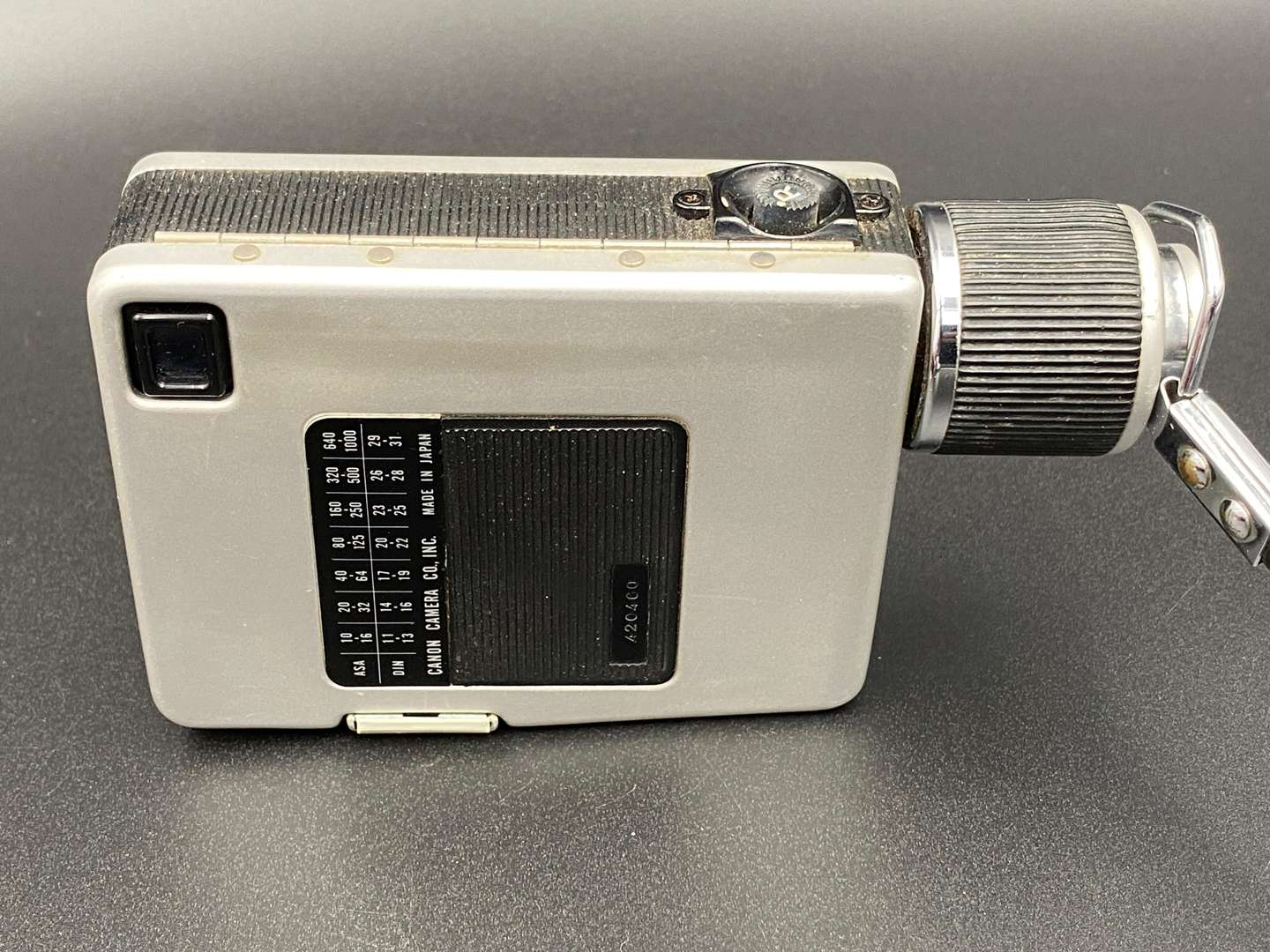 <p>CANON, DIAL 35-2 HALF-FRAME 35mm CAMERA</p>