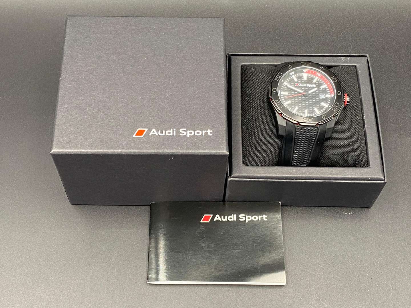 <p>AUDI SPORT WRISTWATCH</p>