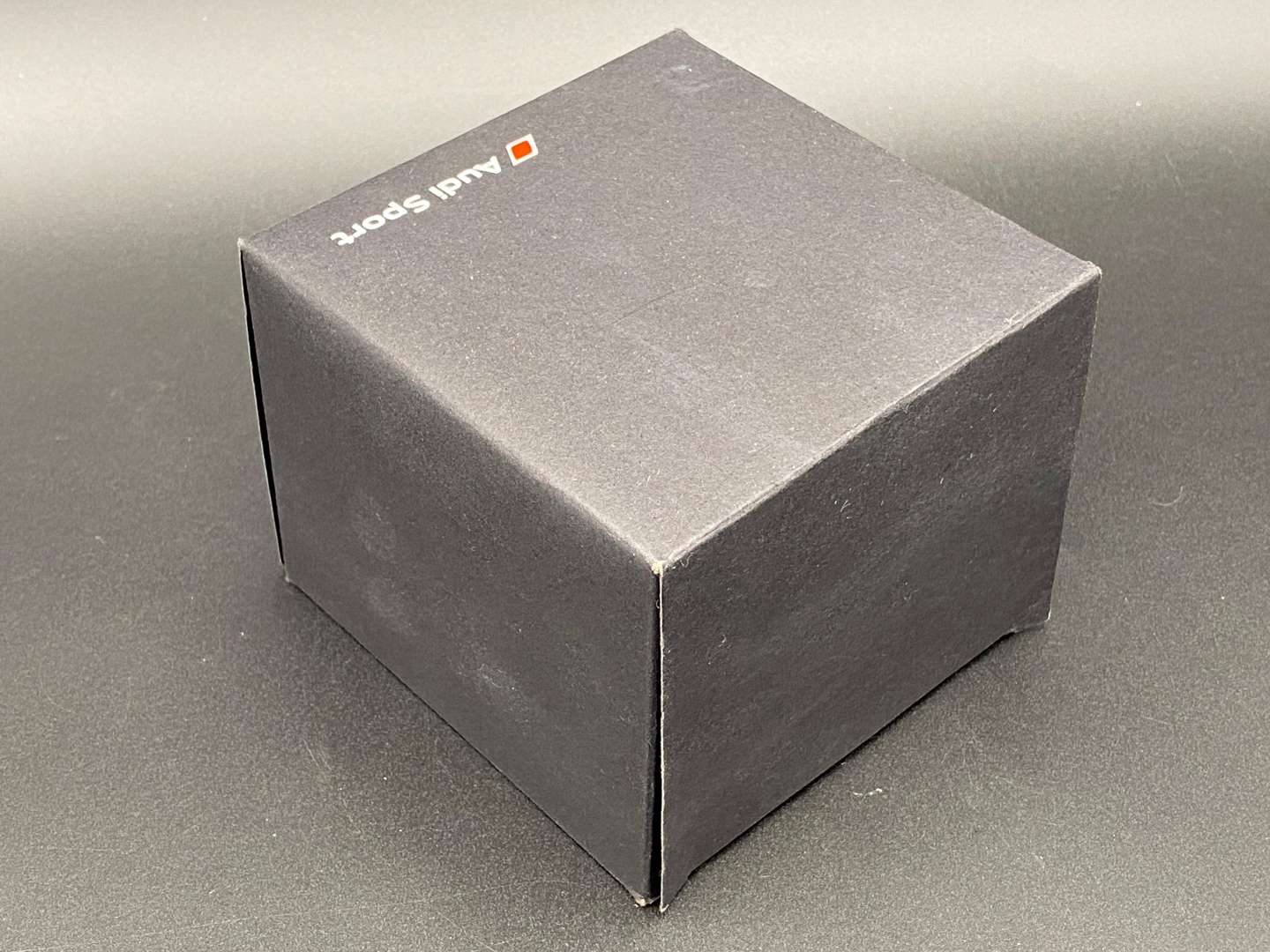 <p>AUDI SPORT WRISTWATCH</p>