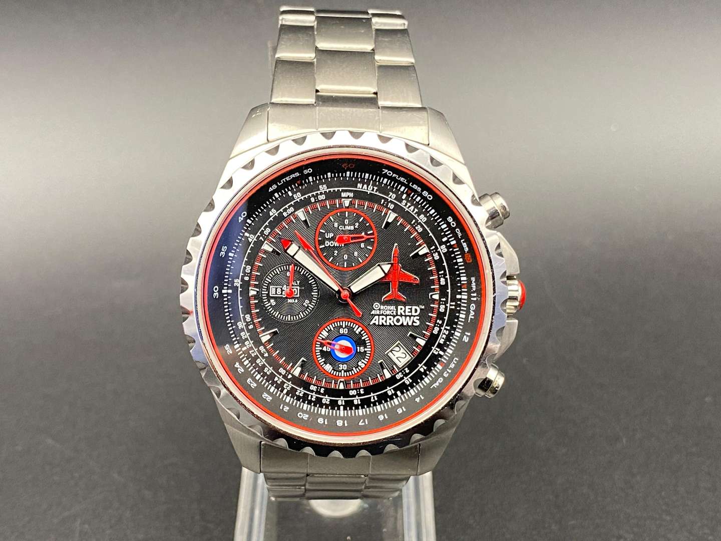 <p>BRADFORD EXCHANGE, RED ARROWS, WRISTWATCH</p>